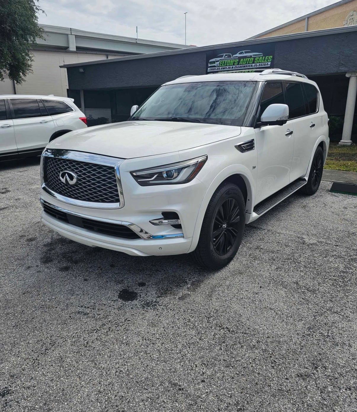 2018 Infiniti QX80