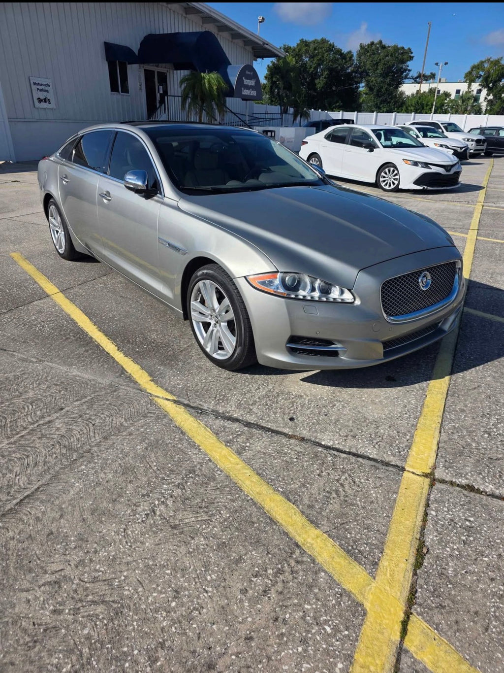 2012 Jaguar XJ